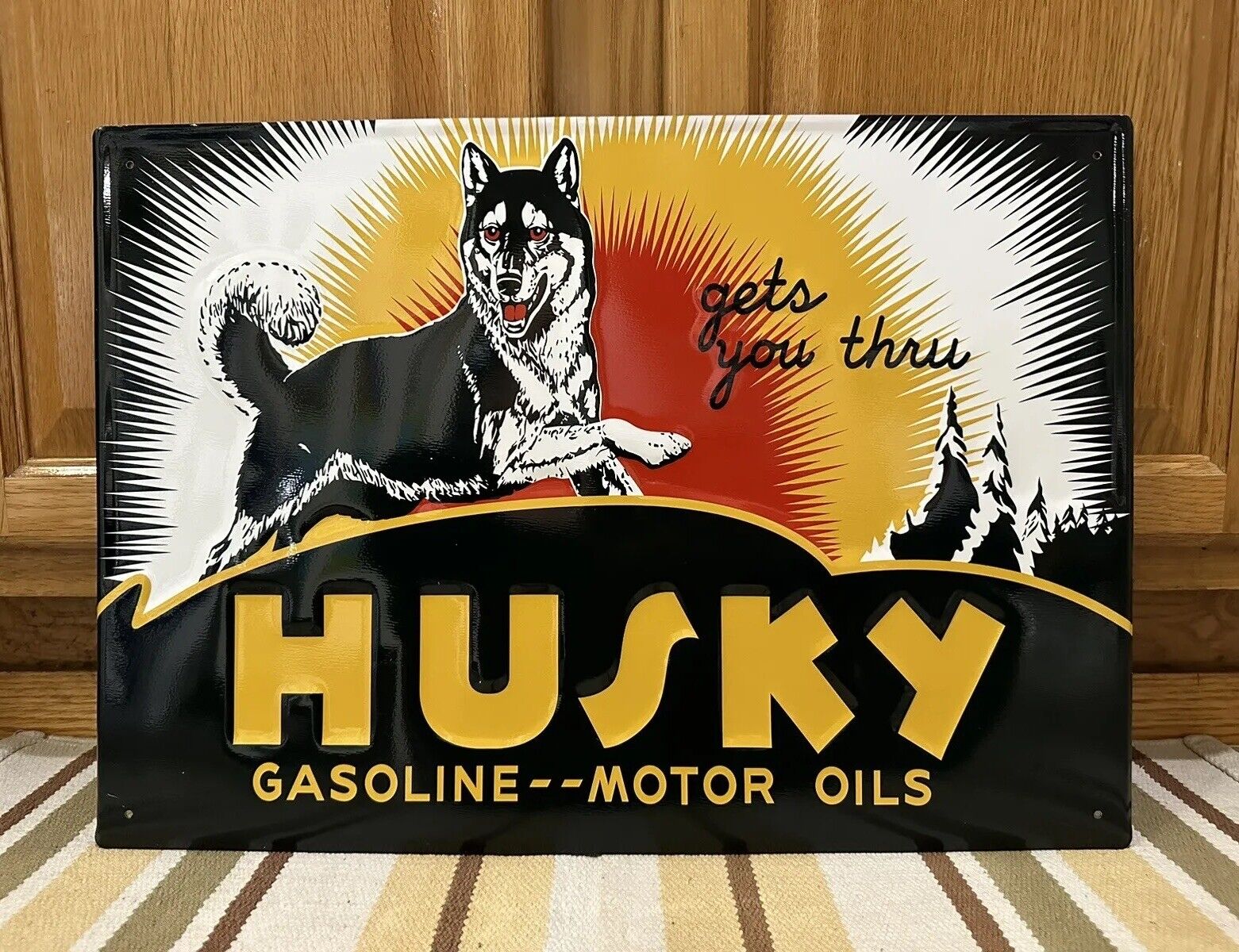 Husky Gasoline Motor Oil Sign Dog Garage Bar Pub Vintage Style Wall Decor