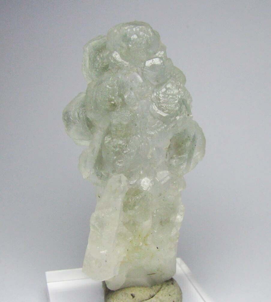 FLUORITE BICOLORED CRYSTALS scattered on QUARTZ from PERU....GORGEOUS FINE PIECE