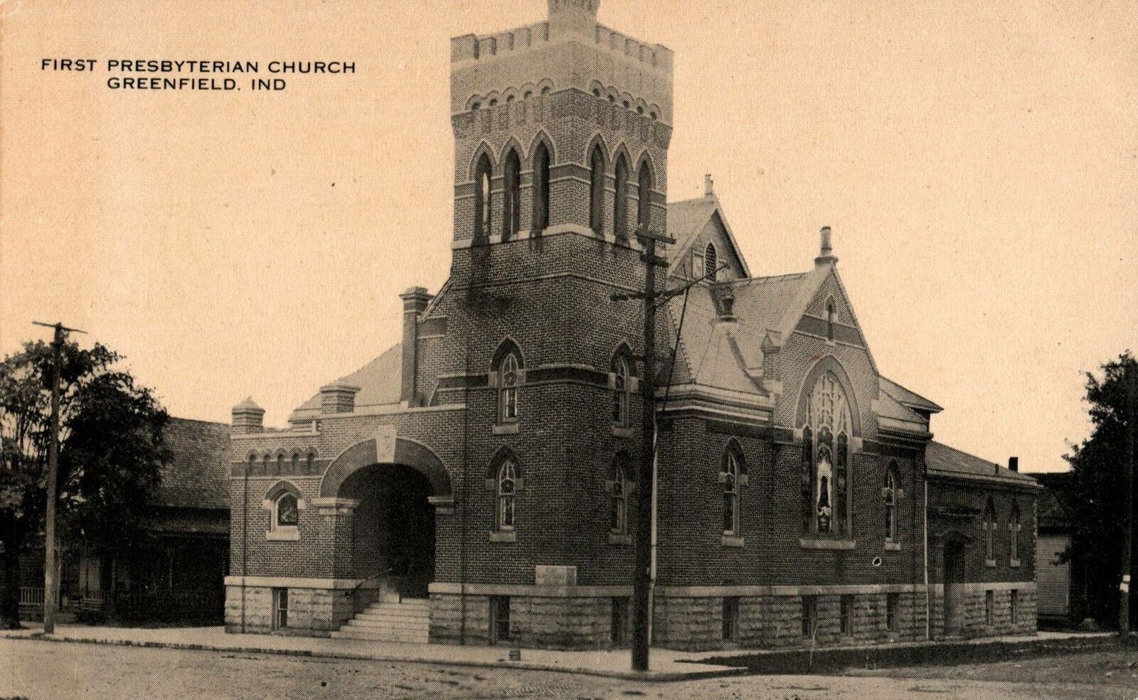 VINTAGE POSTCARD FIRST PRESBYTERIAN CHURCH AT GREENFIELD INDIANA c. 1910