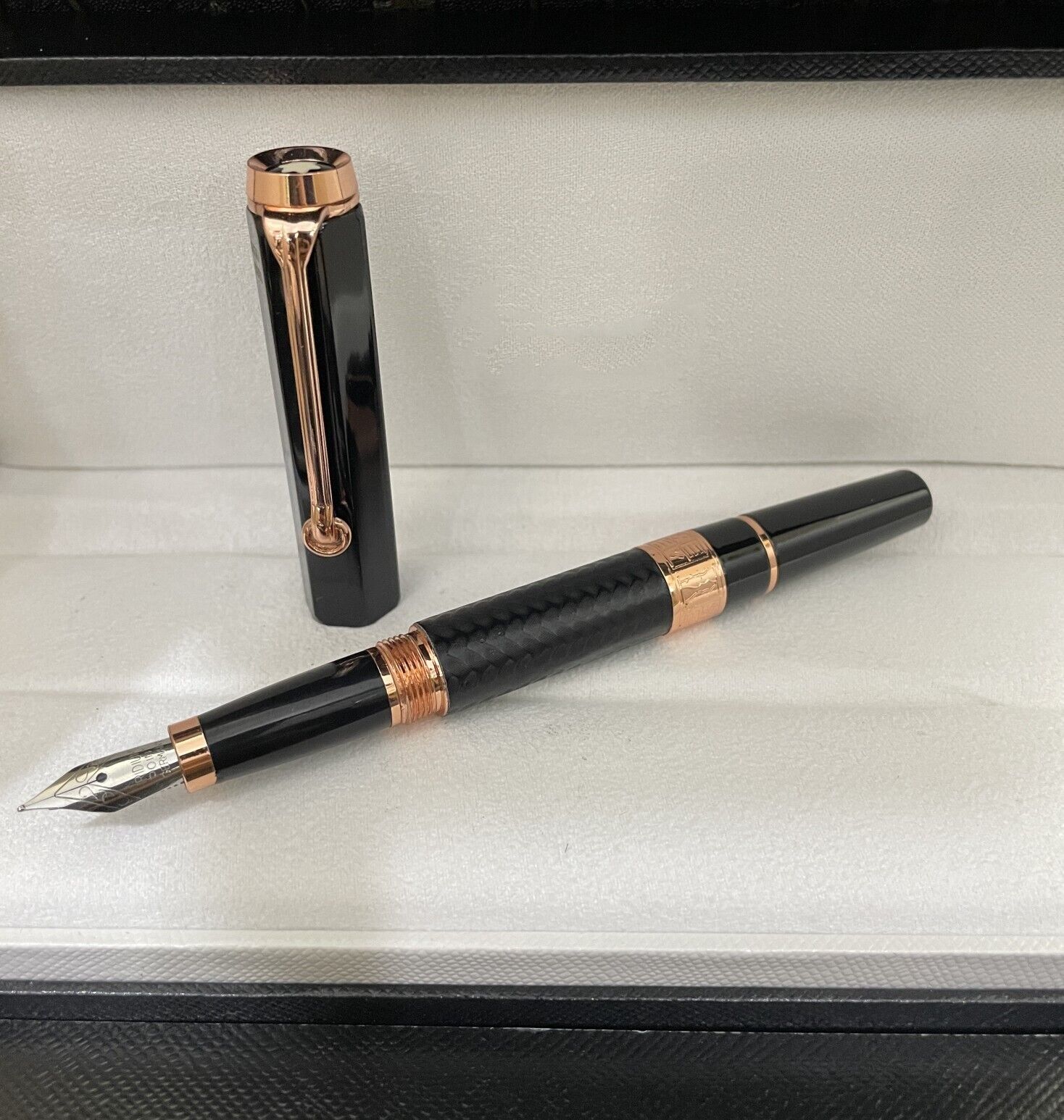 Luxury New Great Writers Series Black+Rose Gold Color Fountain Pen