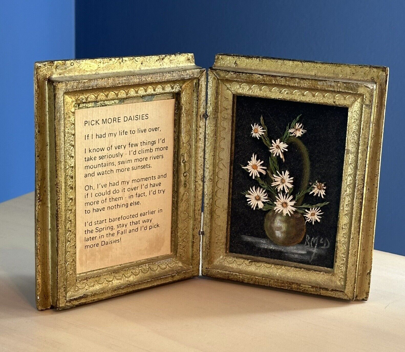 Vintage Italian Florentine Gilt Wood Diptych Book Daisies Hand Painted Signed