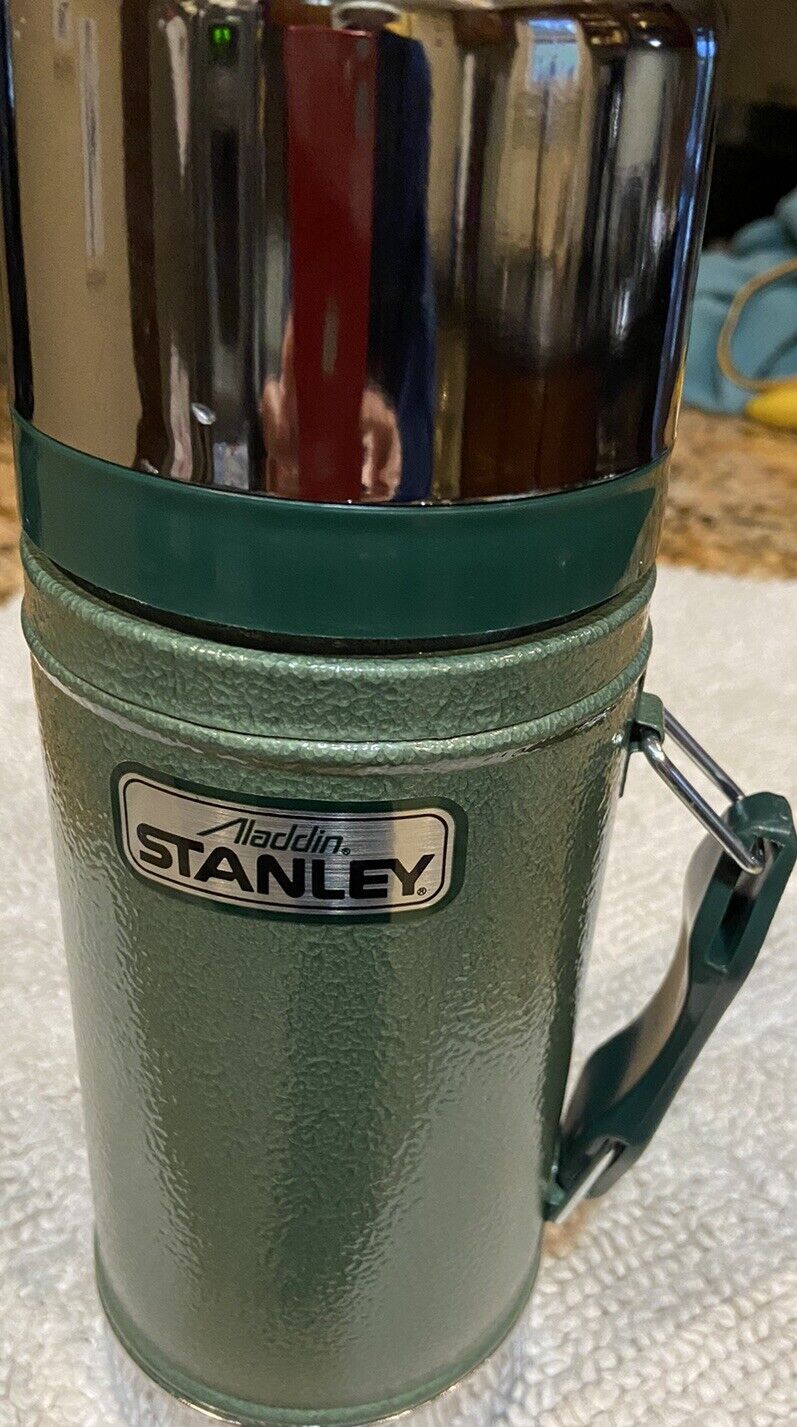 Vintage Stanley Thermos 16 oz/.5 Qt