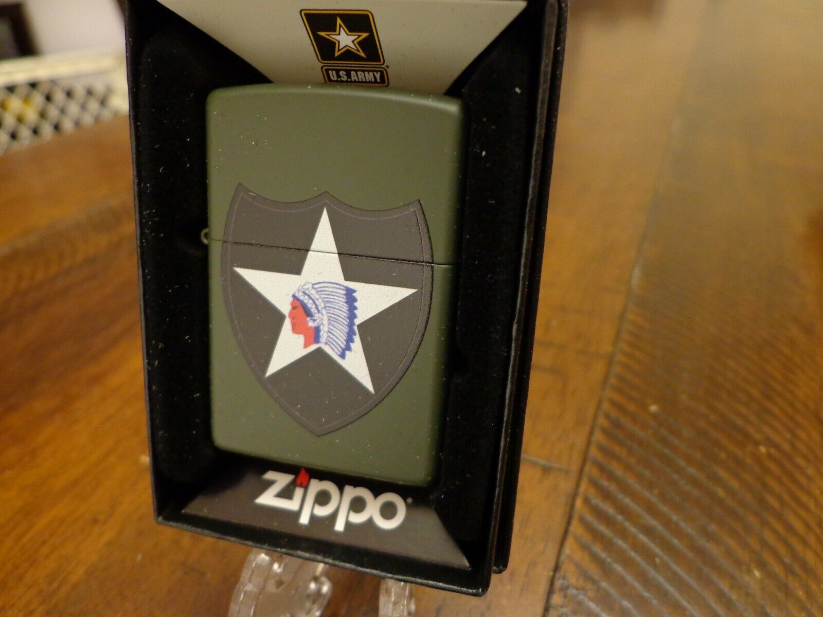 UNITED STATES ARMY US 2ND INFANTRY DIVISION ZIPPO LIGHTER MINT IN BOX