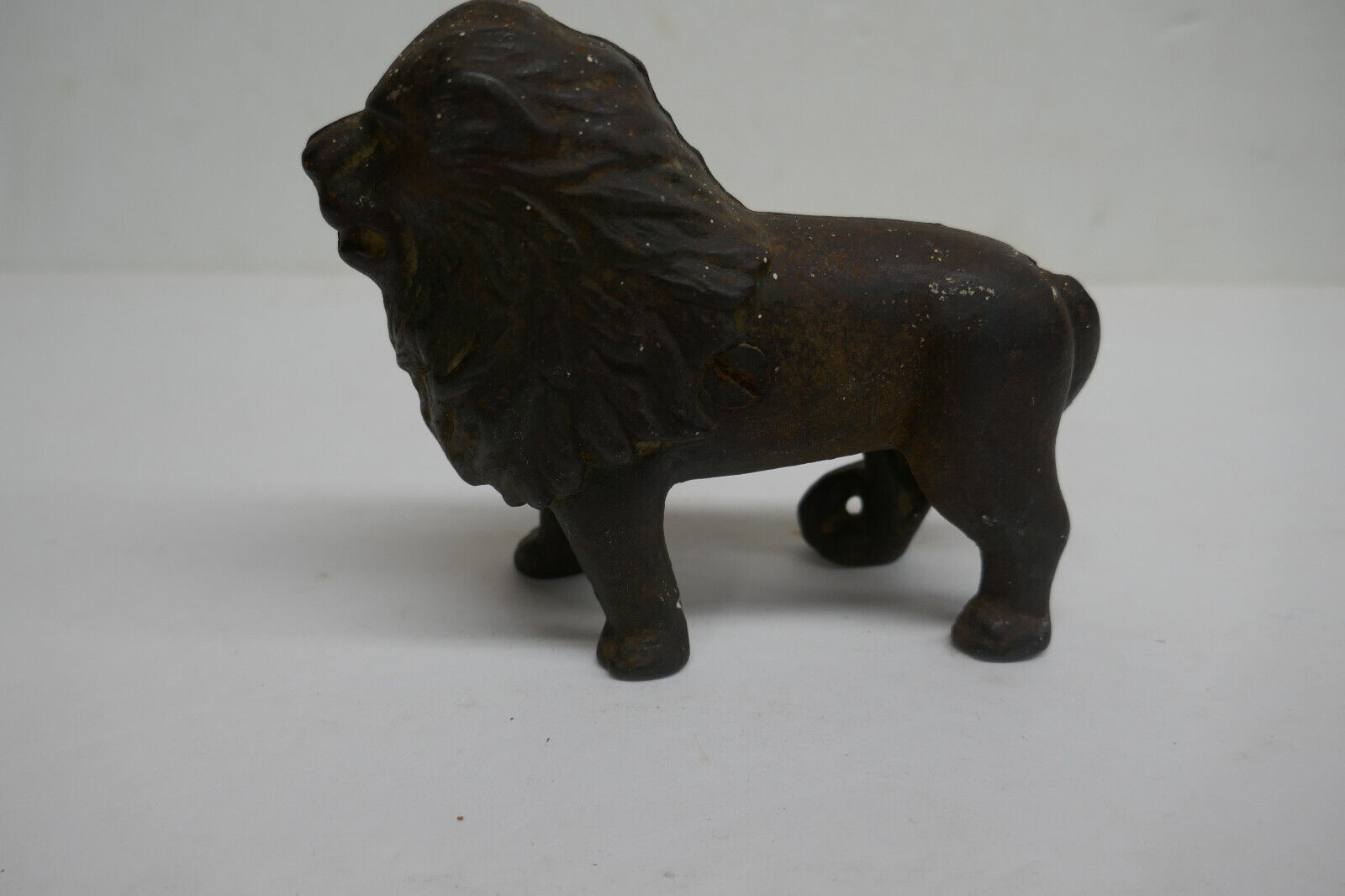 Antique Early 1900\'s Cast Iron Lion Still Coin Bank