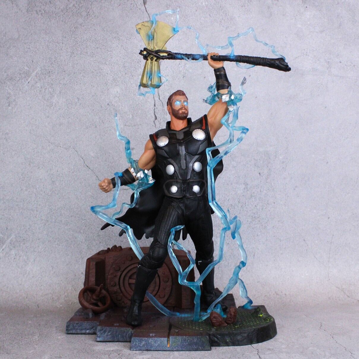 Thor with Stormbreaker Axe (Avengers: Infinity War) Marvel Gallery Statue