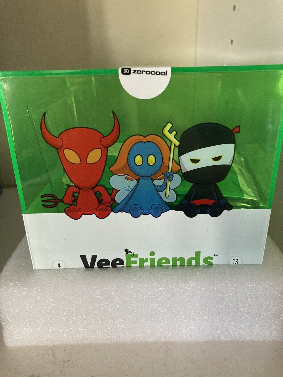 Veefriends Series 2 Compete and Collect GREEN DEBUT EDITION Sealed Box