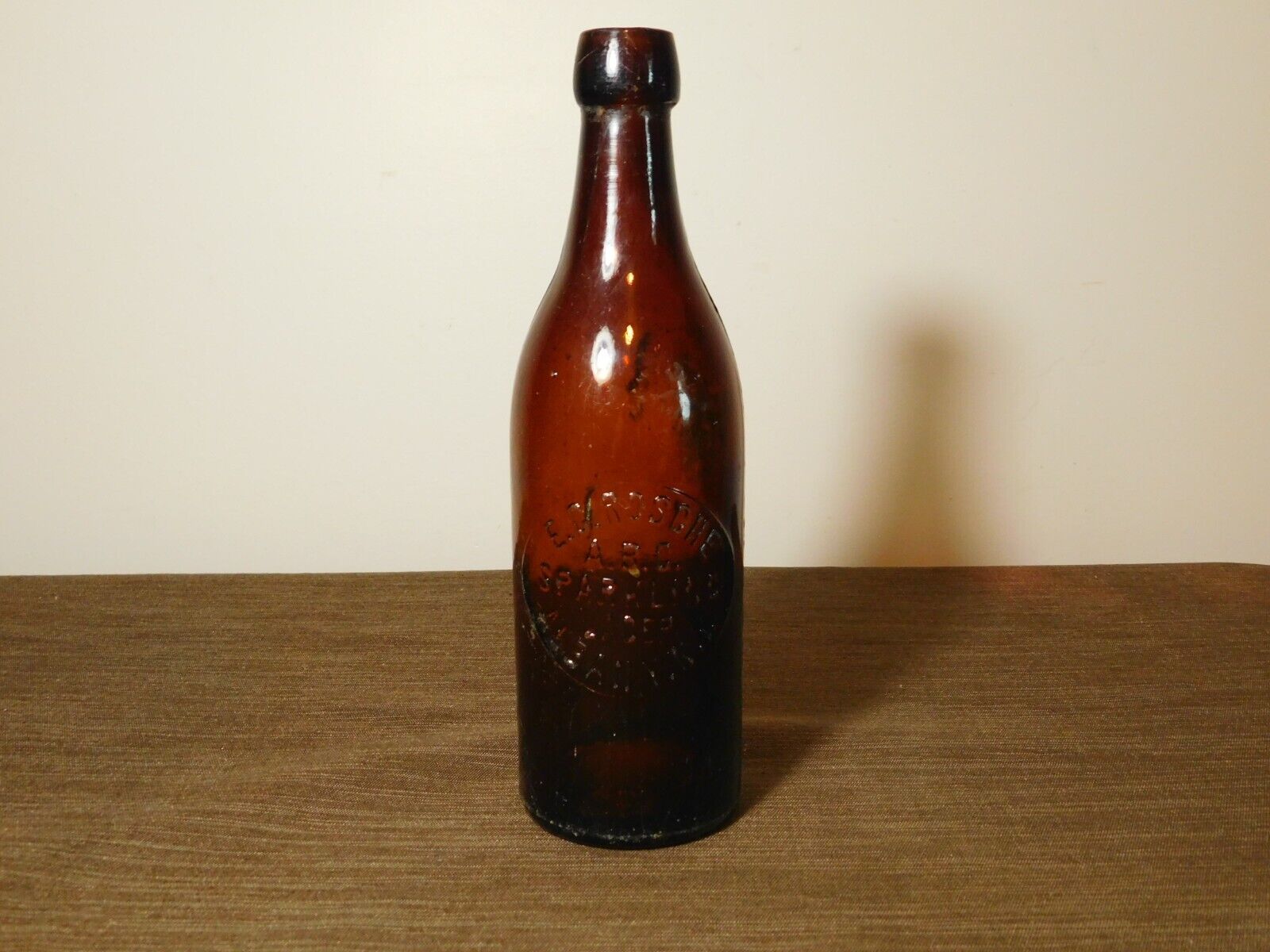 VINTAGE  E C ROSCHE ABC SPARKLING LAGER  ALBANY NY BROWN BEER BOTTLE