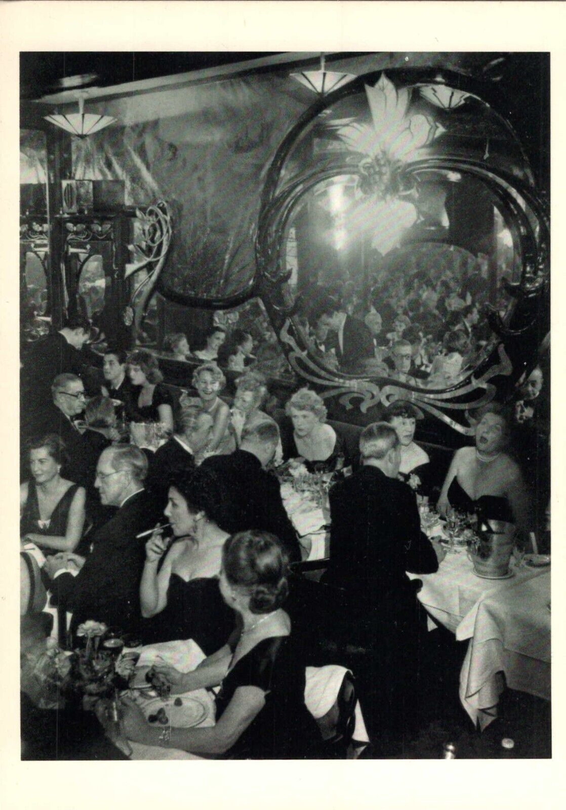 Soiree at Maxim’s Night Club Dining Bar Eat Art Deco Paris France VTG Postcard