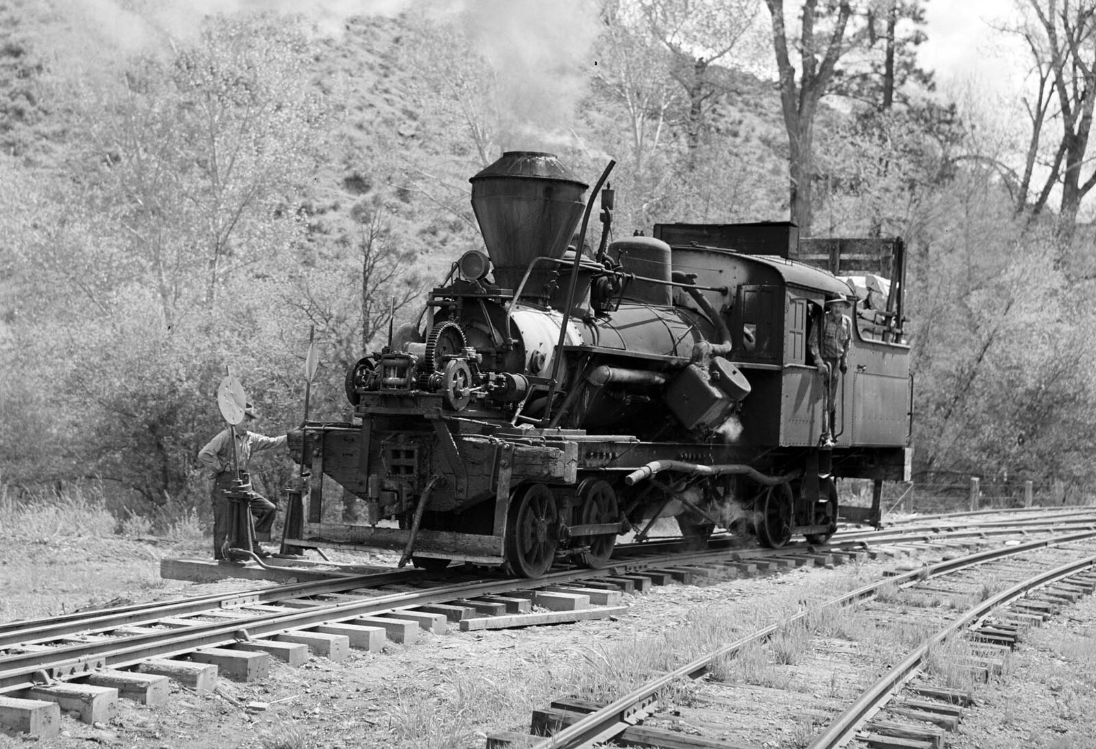 1941 Logging Train Engine, Baker County, Oregon Old Photo 13\