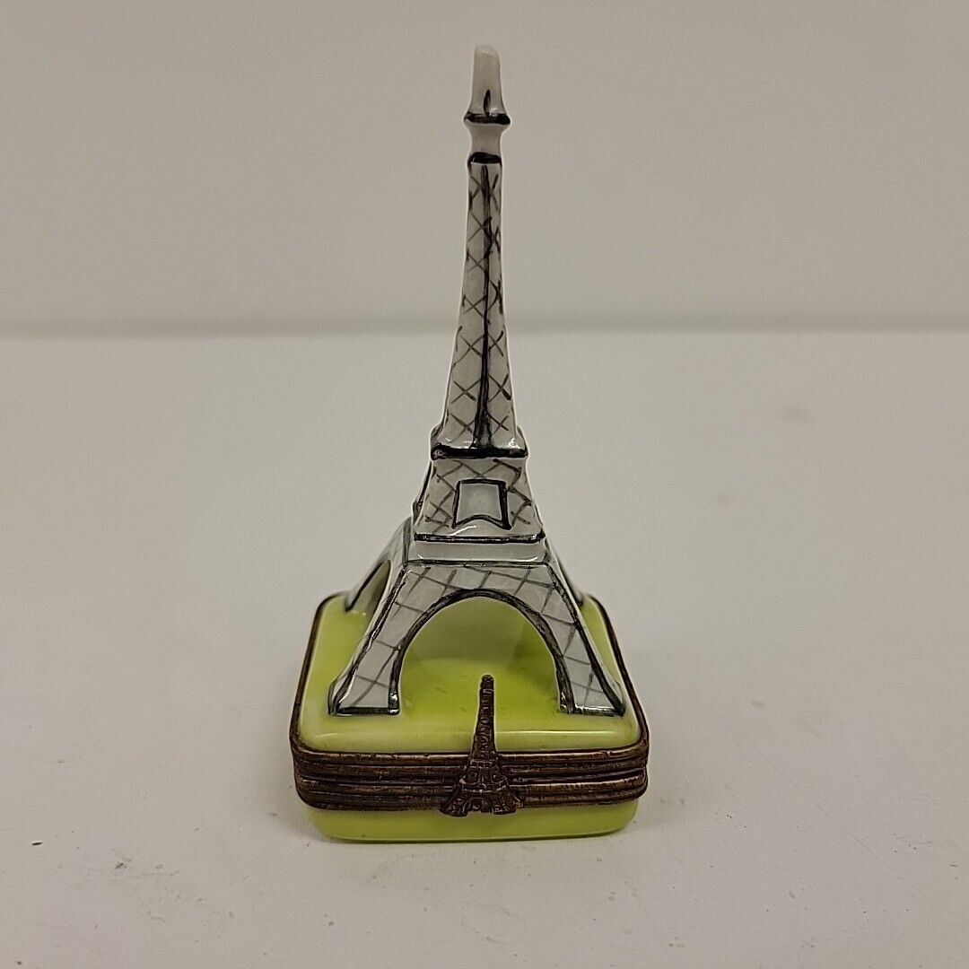 Vintage Limoges France Eiffel Tower On Grass Trinket Box Peint Main He44