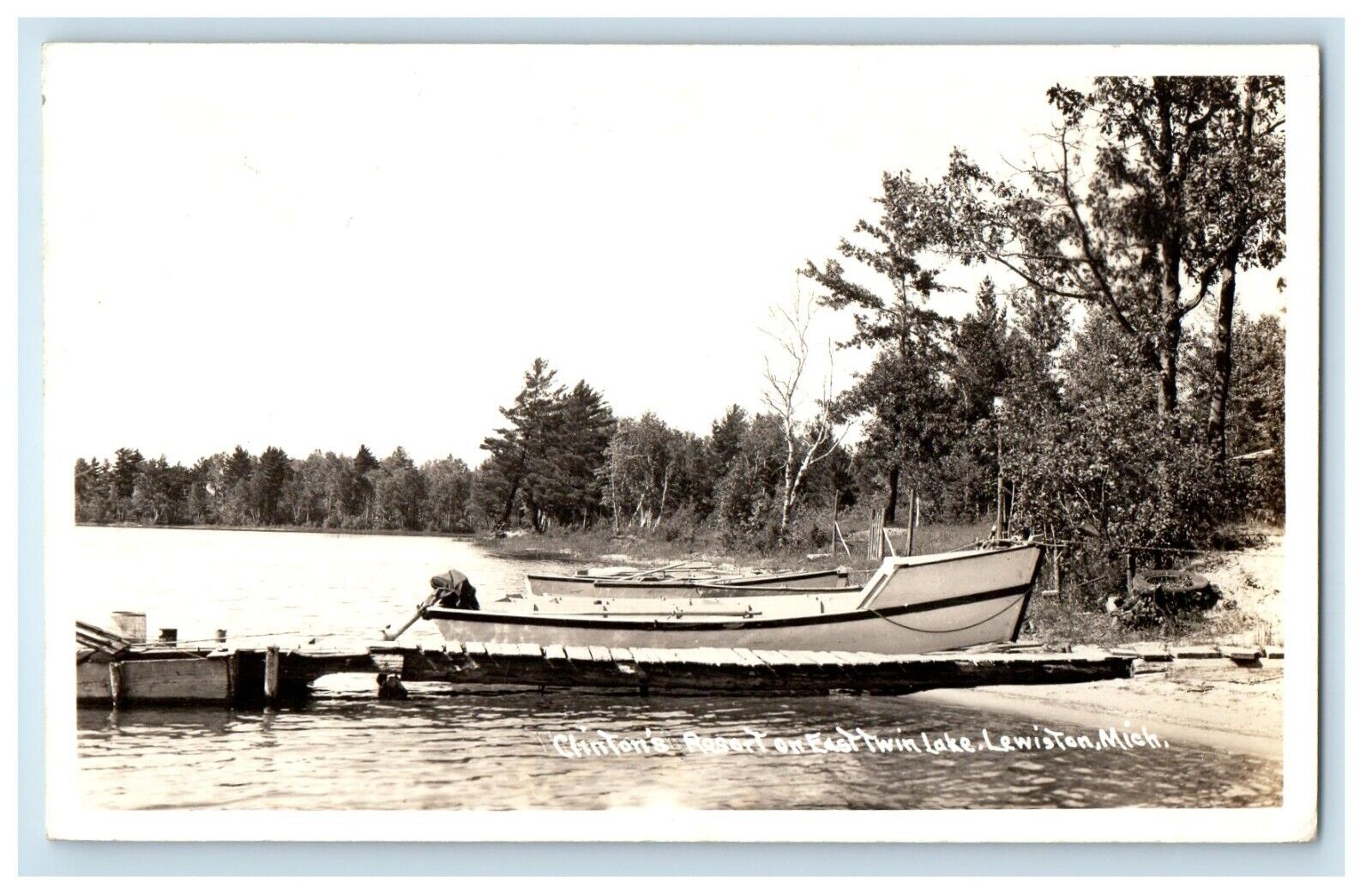 1946 Clinton\'s Resort On East Boat Twin Lake Lewiston MI RPPC Photo Postcard