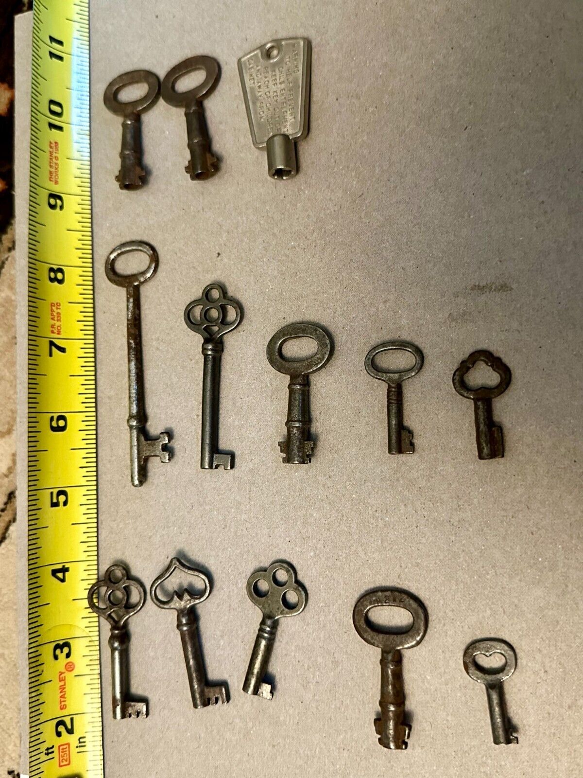 LOT OF 13 Antique Skeleton Keys - Cabinet. Chest, Sewing Machine Keys 