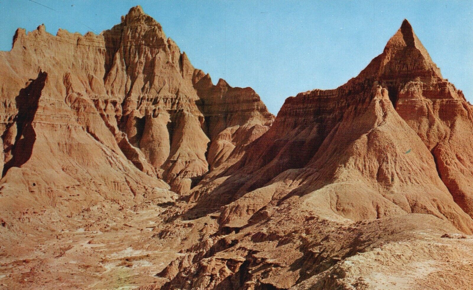 Postcard SD Badlands South Dakota Fine Fossil Hunting Chrome Vintage PC H1597