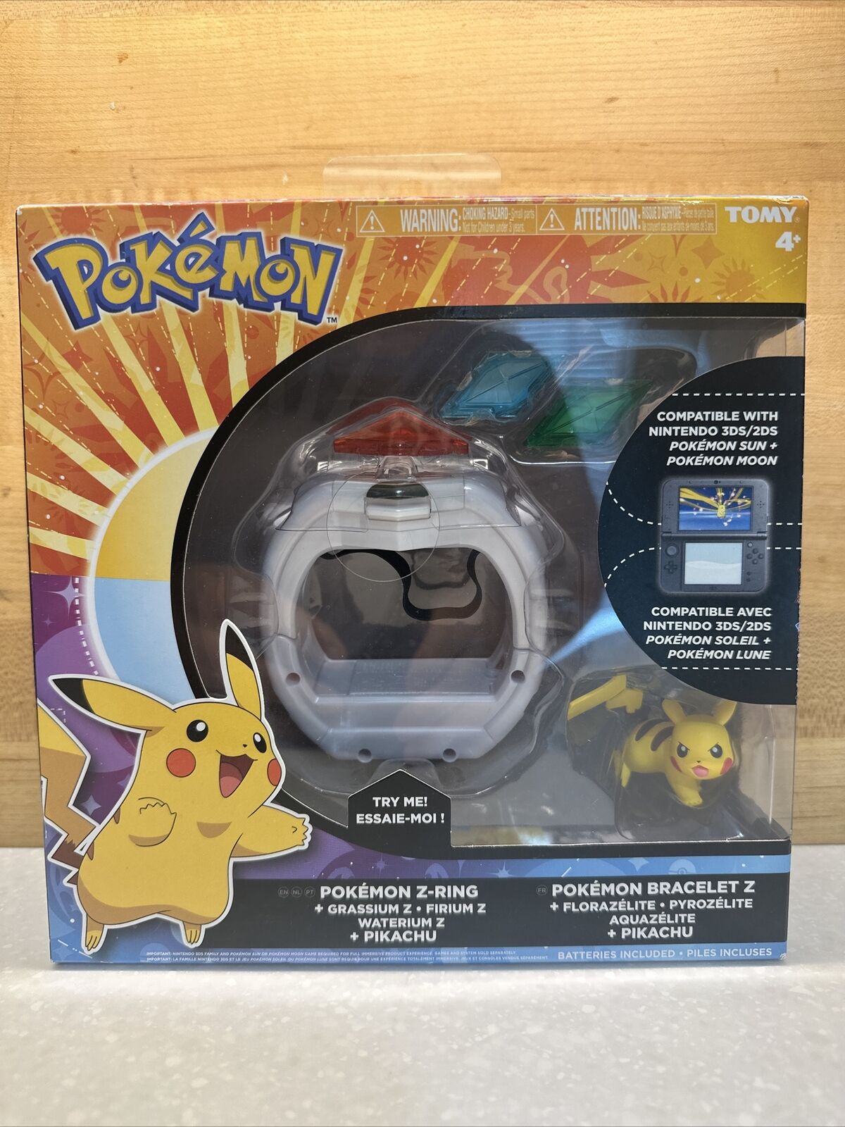 NEW Tomy Pokémon Pokemon Z-Ring Bracelet Pikachu Set Nintendo 3DS 2DS Sun Moon