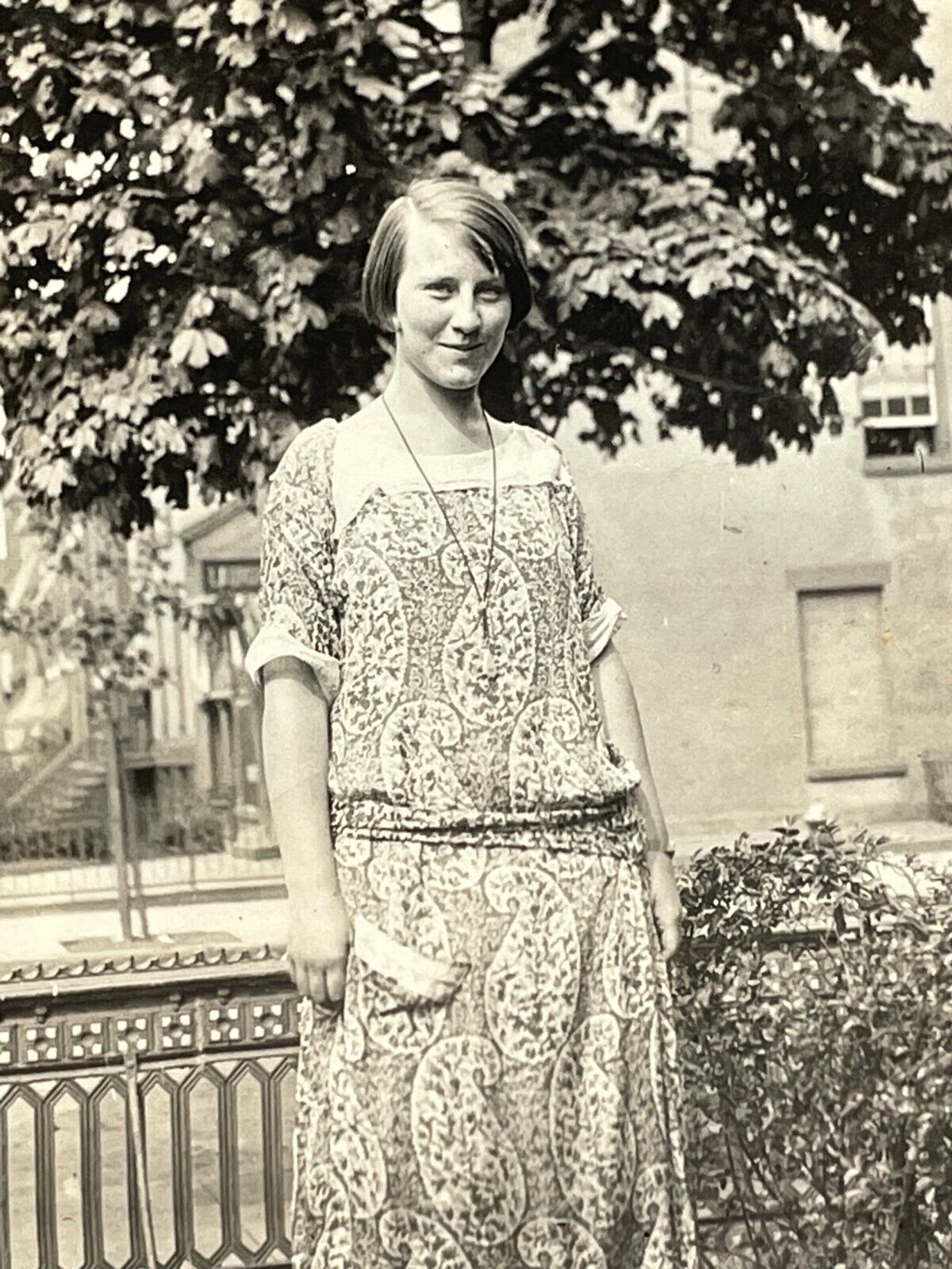 AYA Pretty Lovely Lady Beautiful Woman Short Hair Print Dress 1930-40s