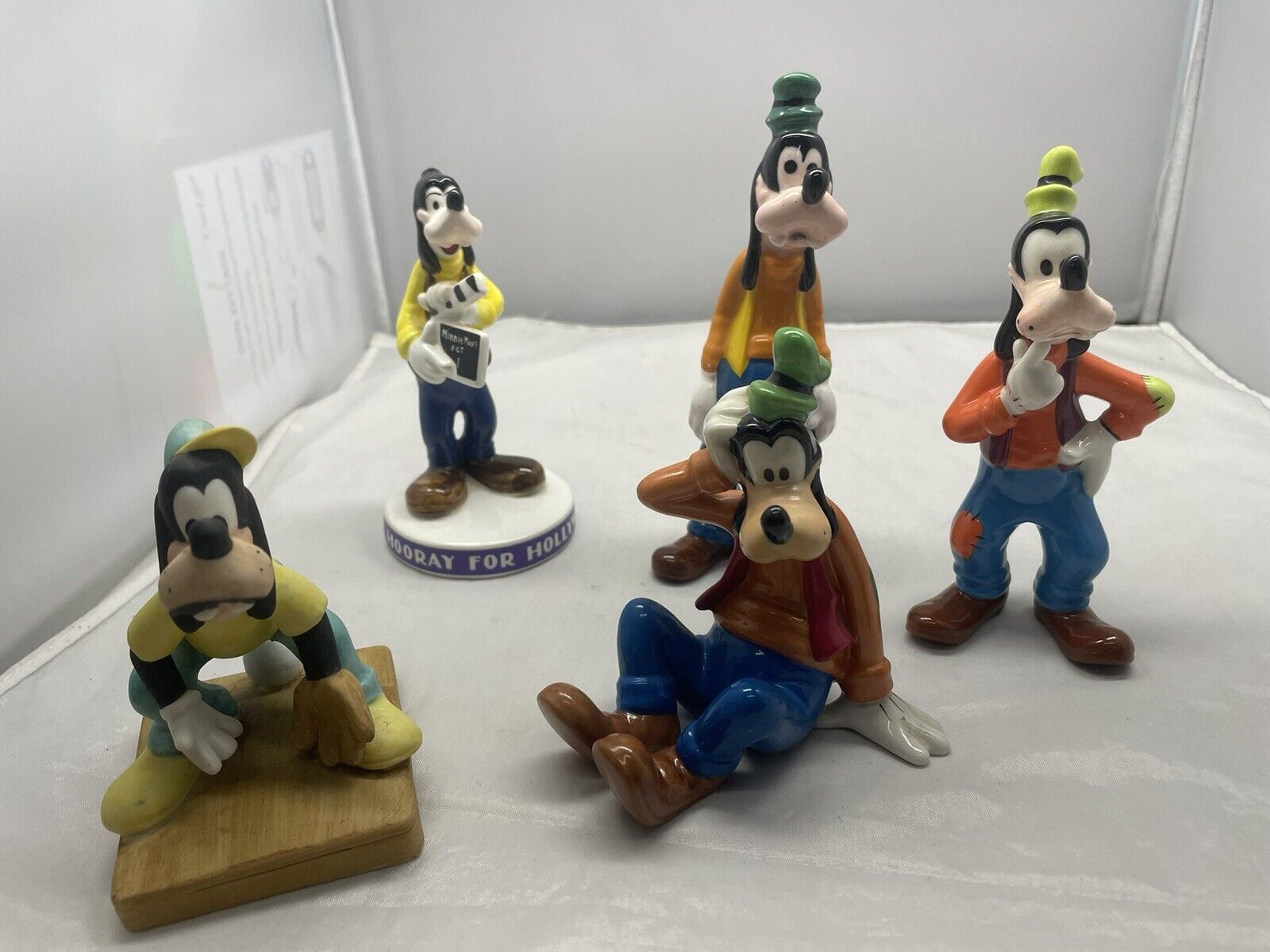Disney Goofy Dog Lot Of 5 Figurines 