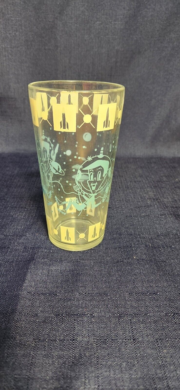 Vintage “The Jetsons” Drinking Glass Anchor Hocking Featuring George In Space