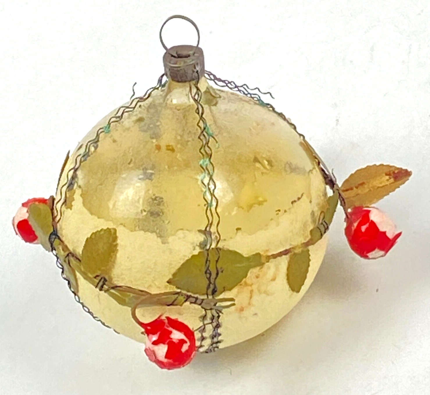 German Christmas Ornament Roses Leaves Wire Wrapped Round 2\