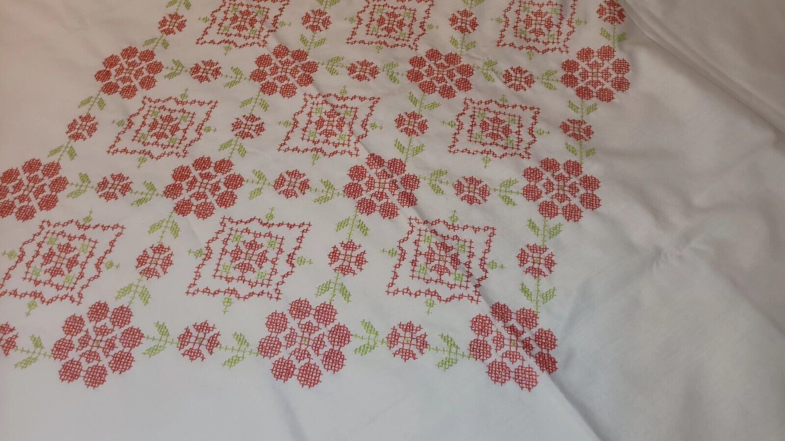 Vintage Hand Embroidered Cross Stitched Flowers 68x52”in.  RectangalTable Cloth 