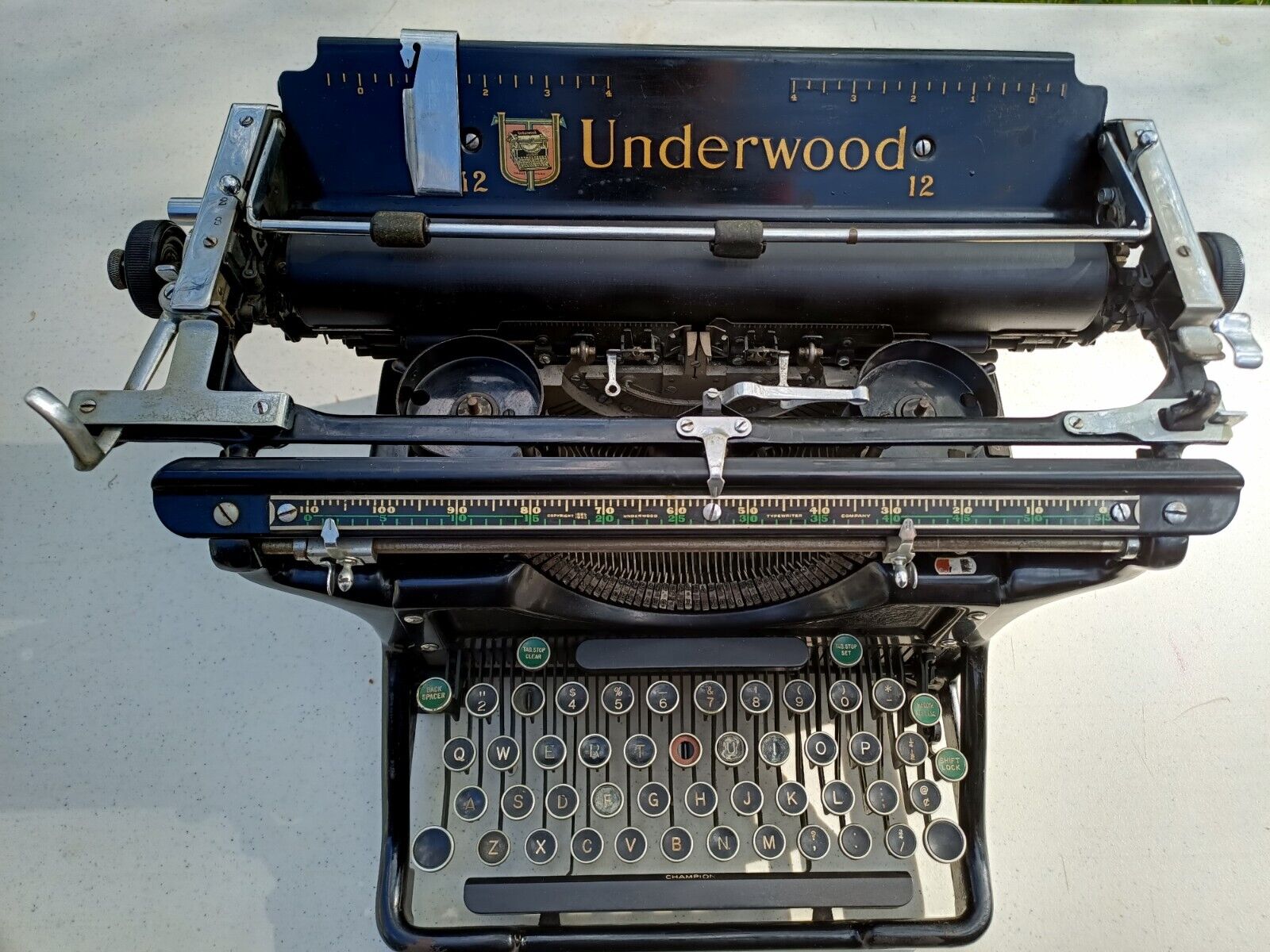 Vintage Underwood Standard Typewriter No. 6 Circa 1937