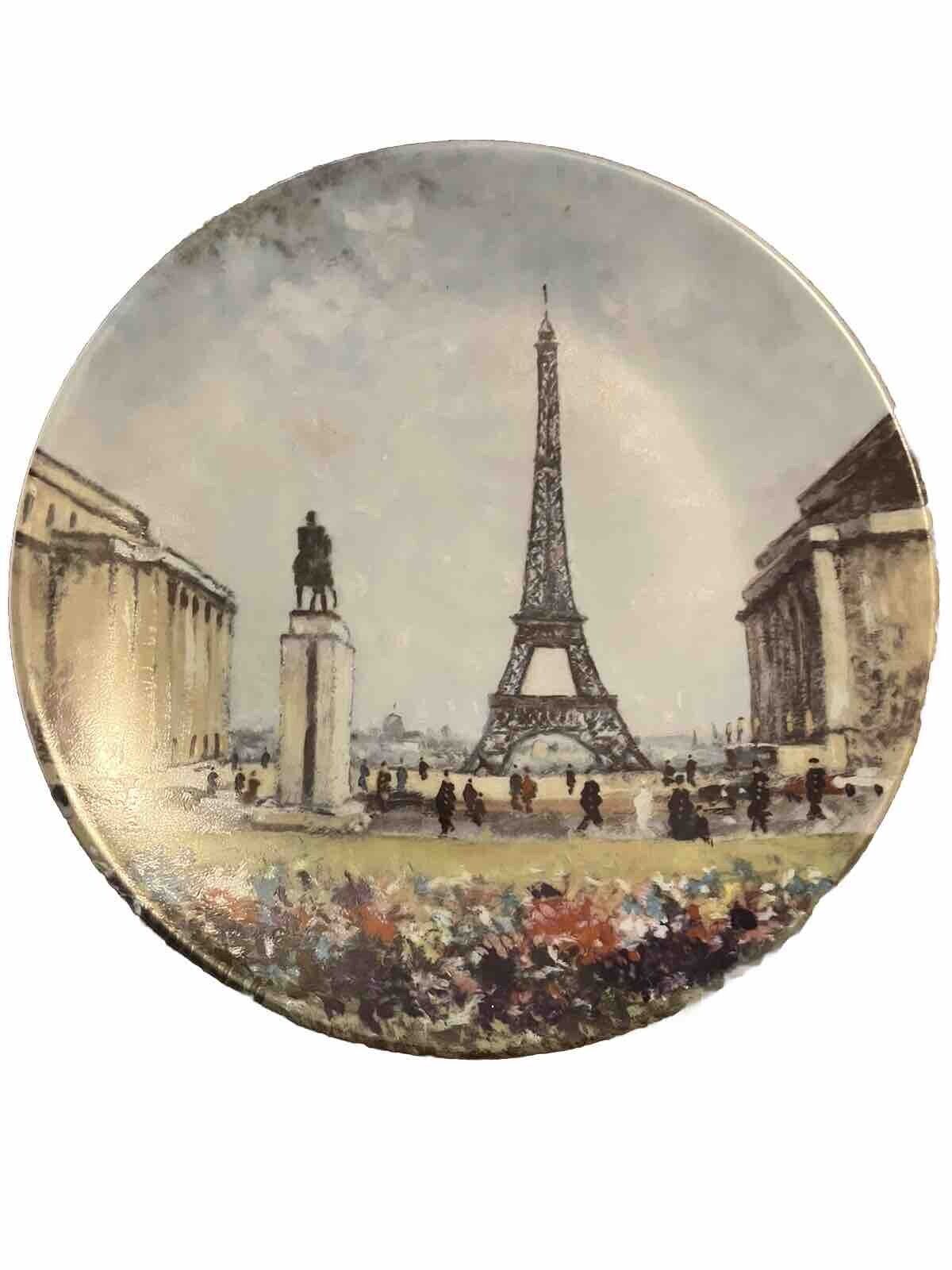 La Tour Eiffel Porcelaine de Limoges Vintage Plate 1st Edition Louis Dali France
