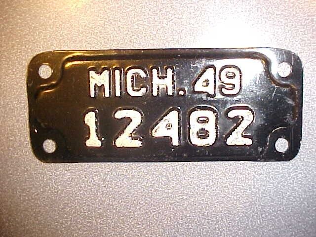 1949 MICHIGAN  MOTORCYCLE LICENSE PLATE TAG