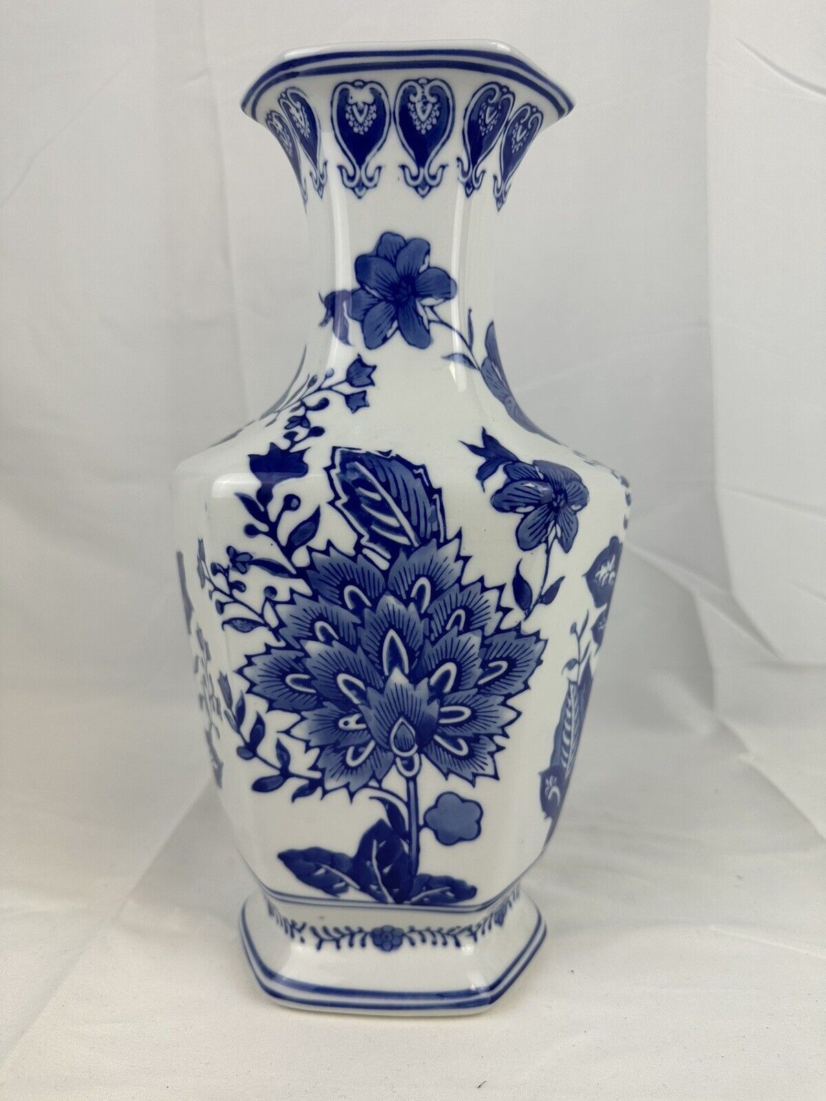 Decorative Formalities by Baum Bros Floral Vase Wedding Decoration B16