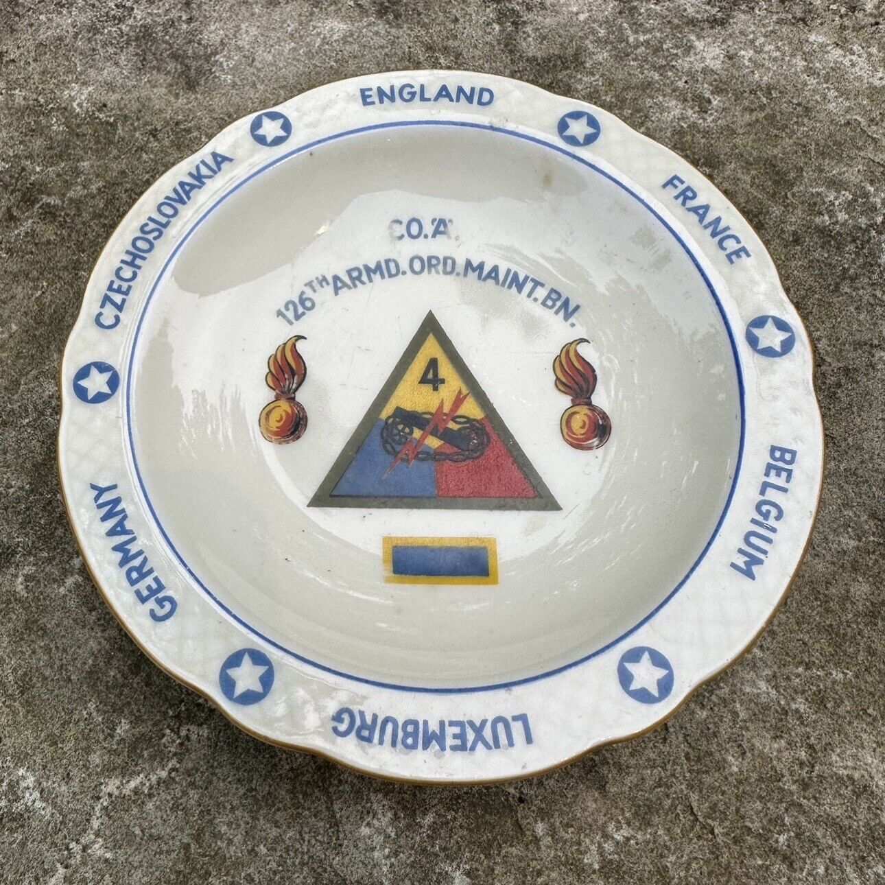 ORIGINAL WWII US 4th Armored Division Souvenir Porcelain Bowl Made In Bavaria