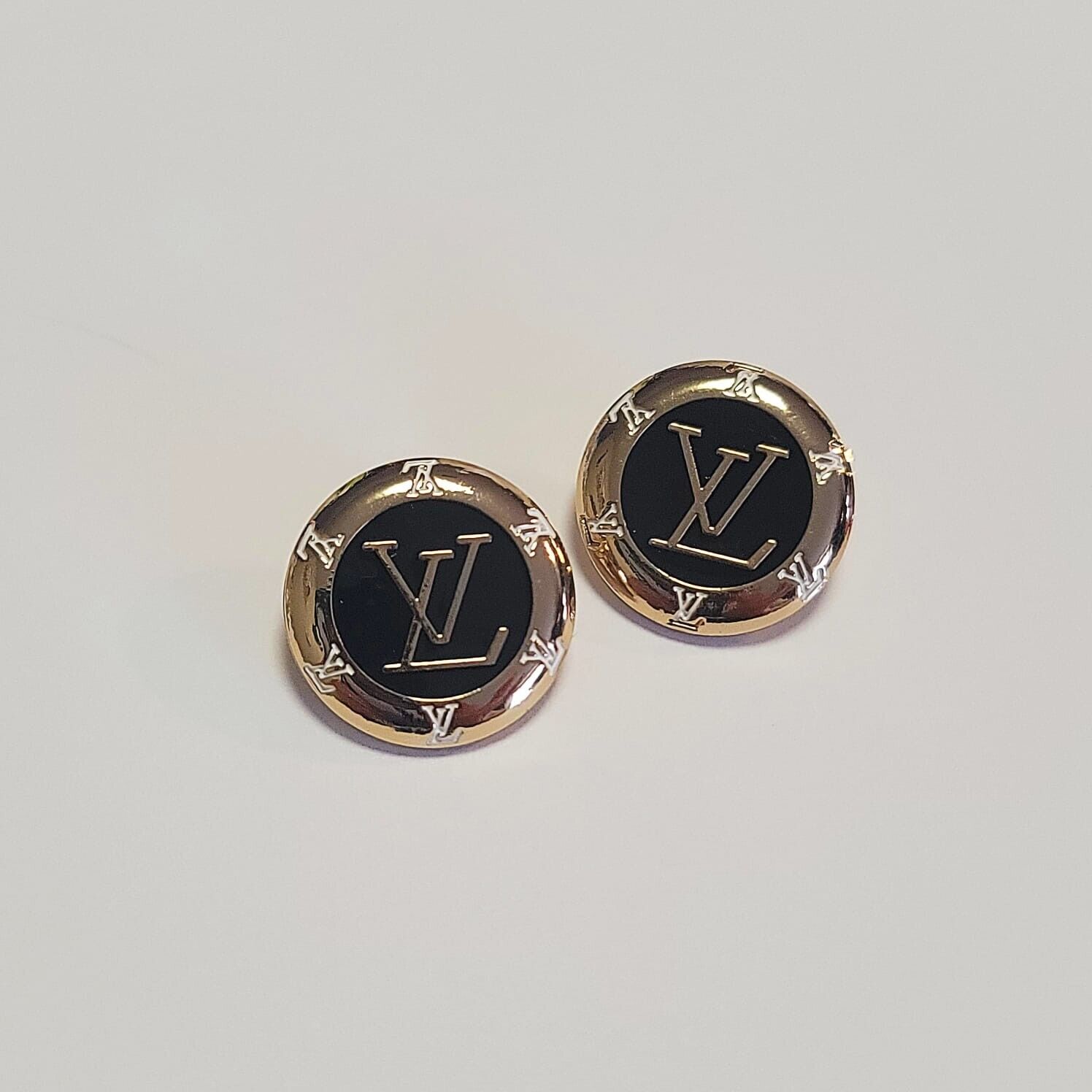 2pc Set 20mm Stamped Louis Vuitton Buttons