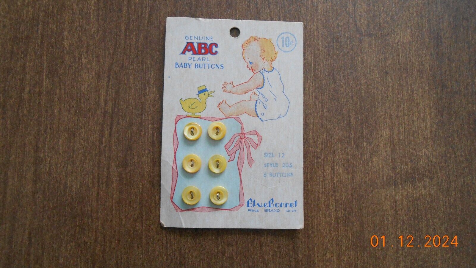 Vintage ABC Yellow Pearl Baby Buttons Style 205 Size 12 Contents 6