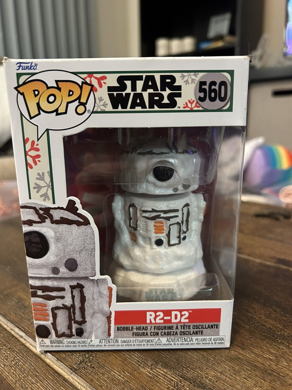 Funko POP  R2-D2 Snowman #560 Holiday Star Wars New 