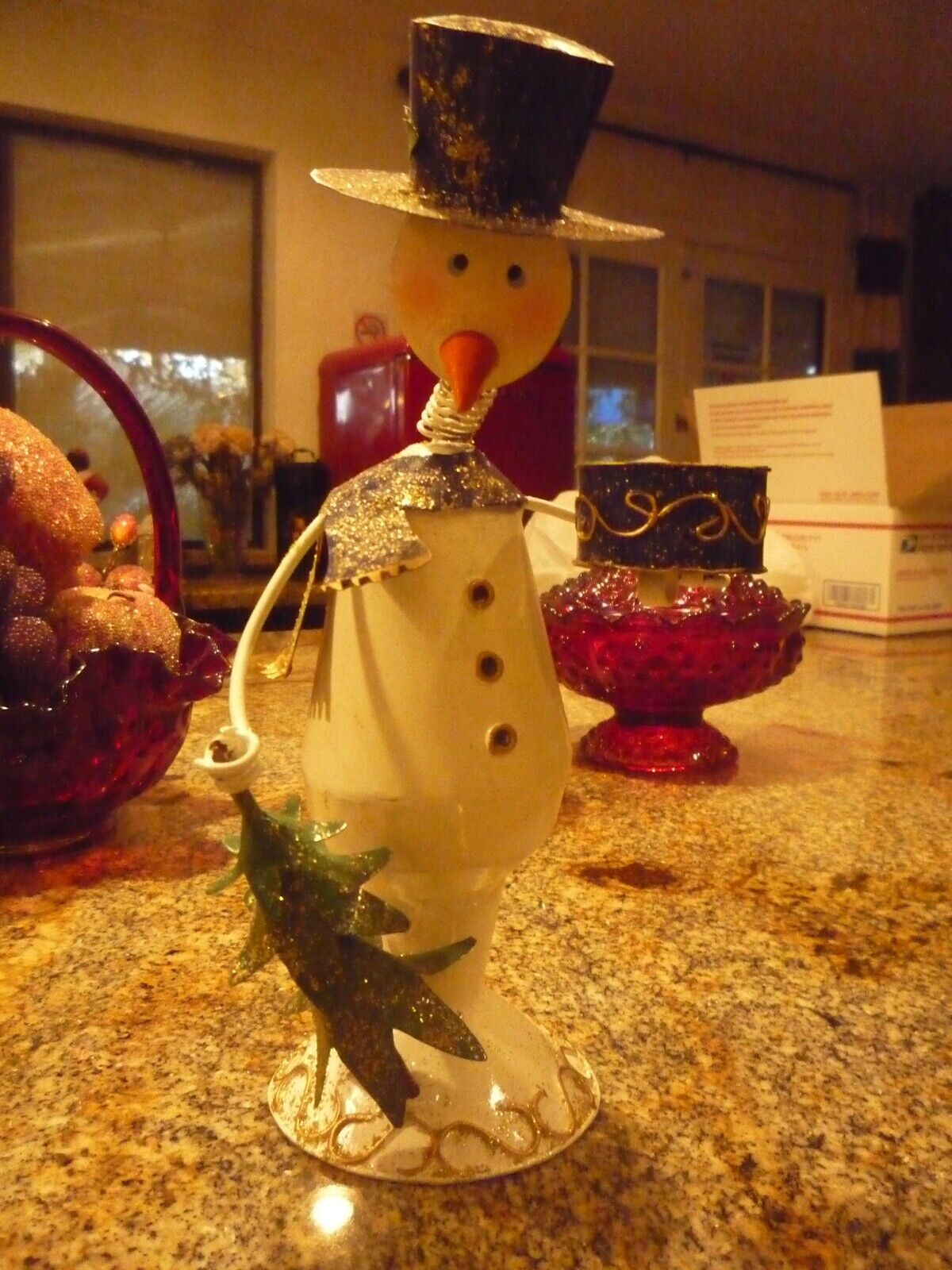 Celebrity owned vtg rare * CRAZY/GOOFY TABLETOP SNOWMAN w/ HAT & CARROT NOSE *