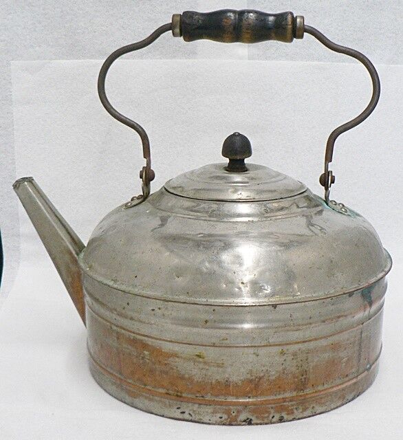 VINTAGE HSB & CO. LARGE COPPER TEA KETTLE WITH HANDLE AND LID