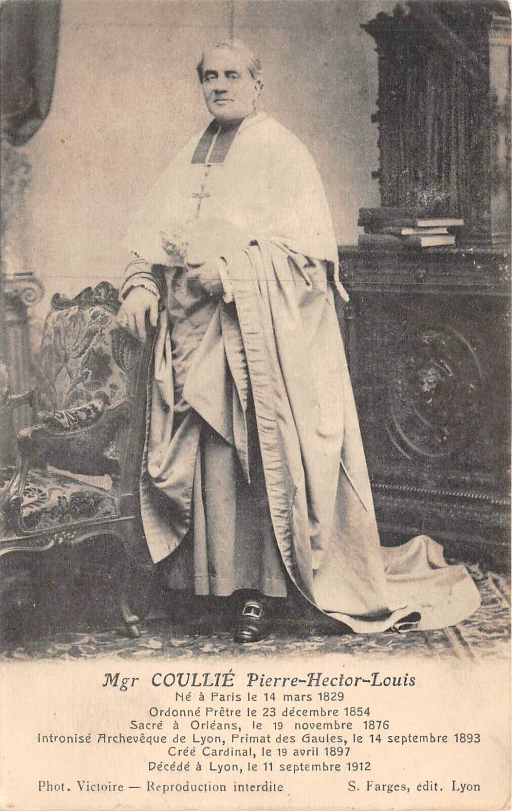 CPA Monseigneur Couillé Pierre Hector Louis (1300311)
