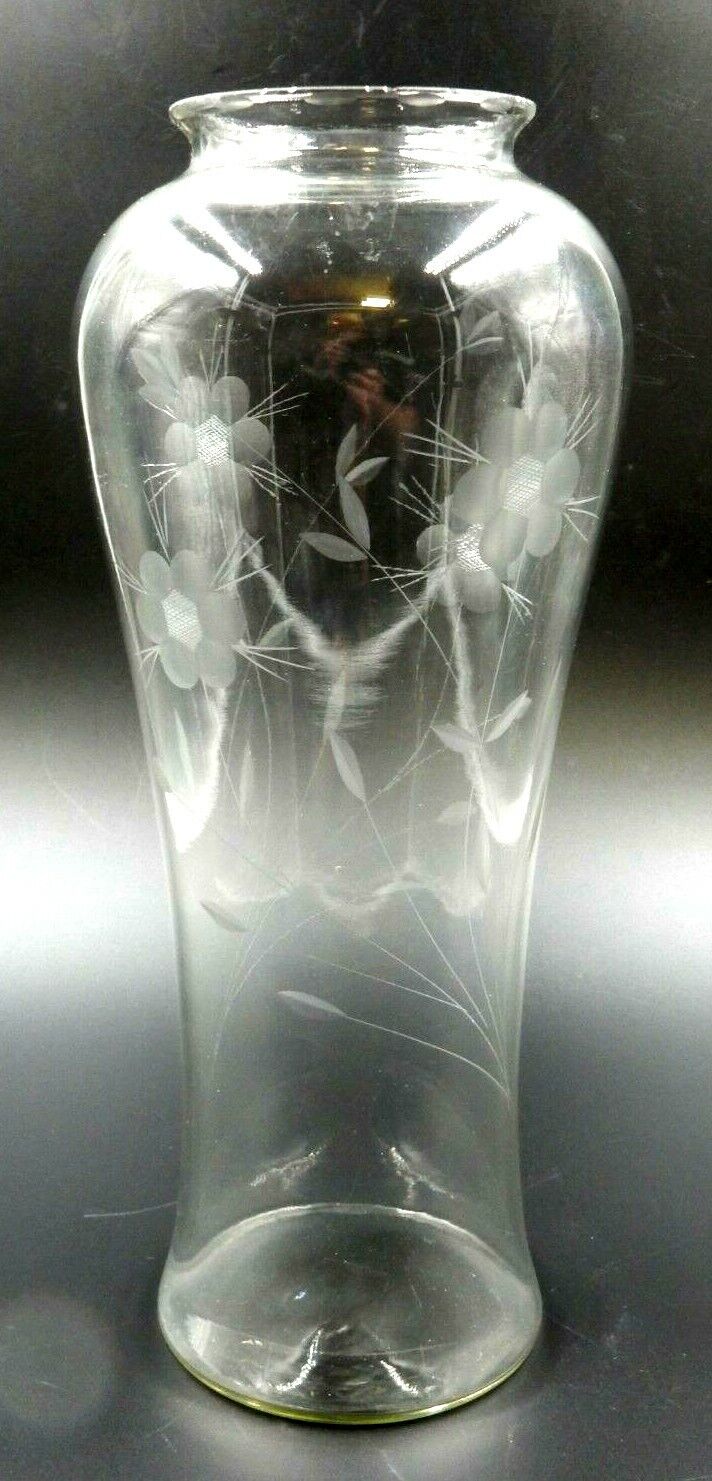 BEAUTIFUL ETCHED GLASS 12-1/4\