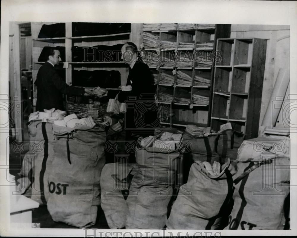1941 Press Workers in Mail Room of Central Information Bureau for Prisoners