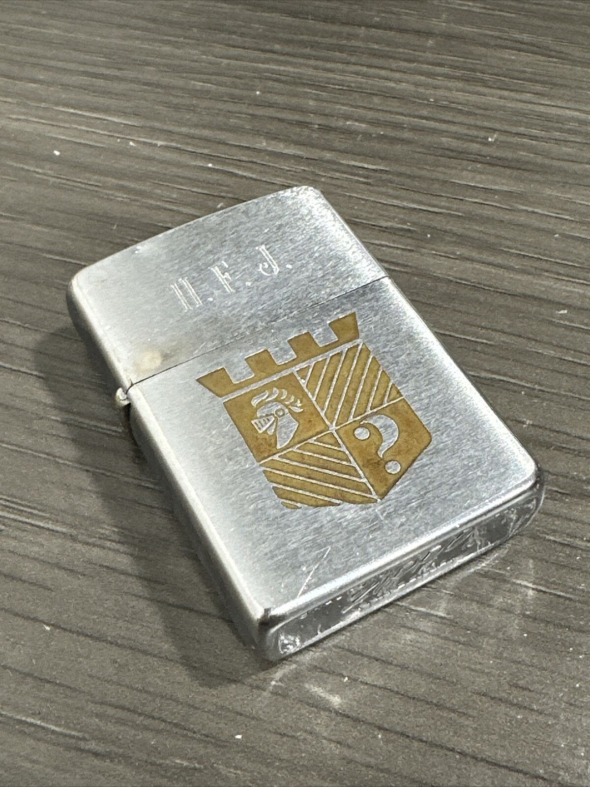 1966 Vintage Zippo Lighter - Coat of Arms Question Mark & Knight