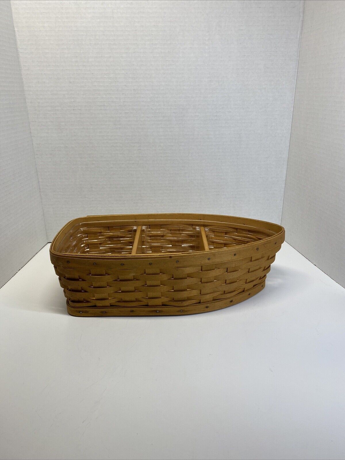 Longaberger “Row Your Boat” Basket w/ 2 Dividers & Plastic Protector