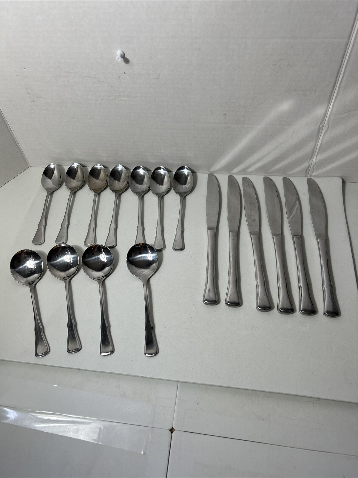 Lot Of 17 RARE Vintage NORTHLAND STAINLESS KOREA Spoons & Knives Pattern ?