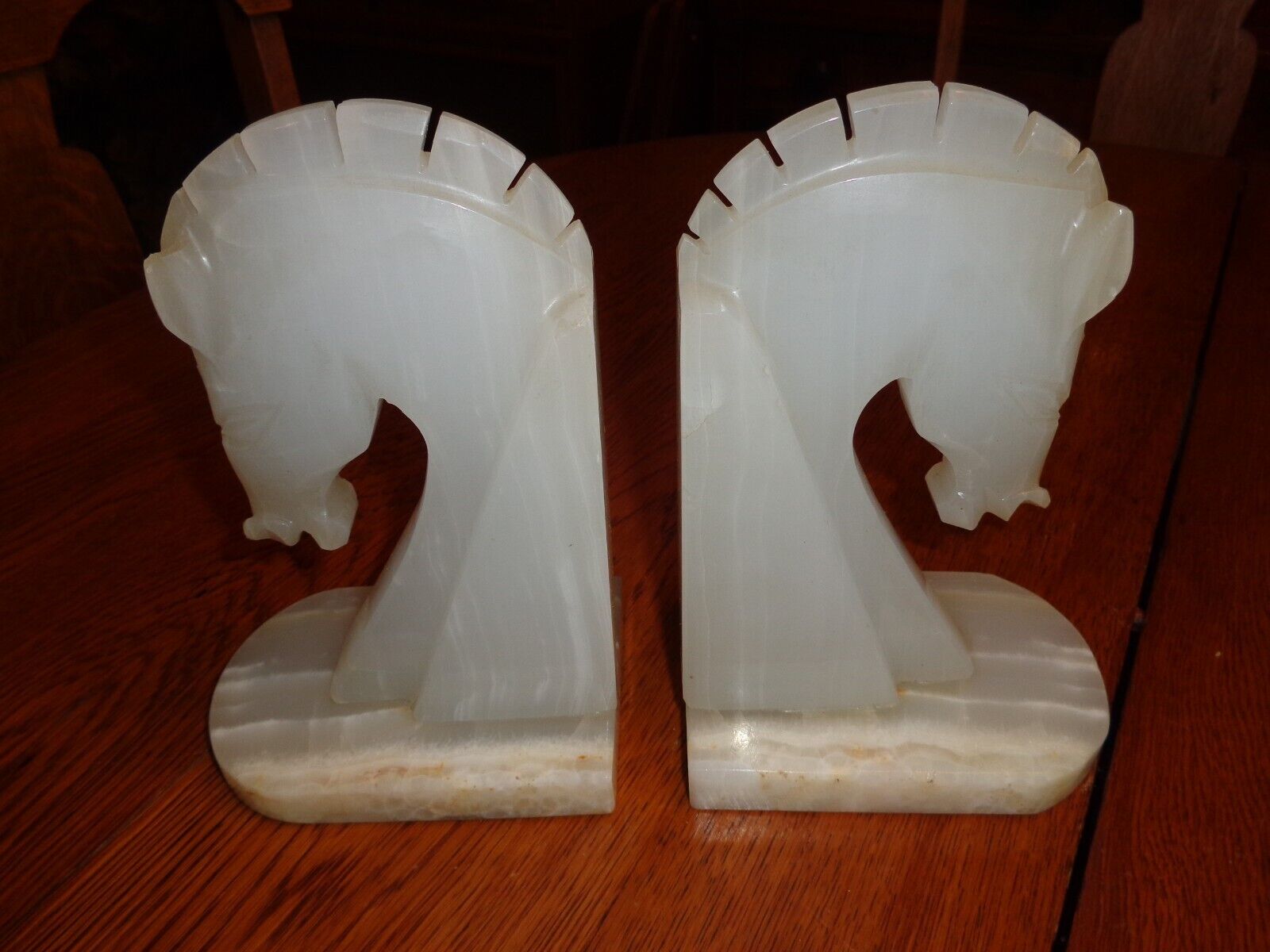 VINTAGE PAIR OF ONYX HORSE HEAD BOOKENDS 7 1/2\
