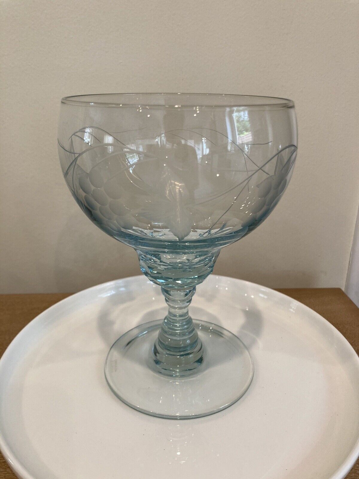 Light Aqua-Blue Waterford Crystal Great Room, Jasmine Pearl Pattern Glasses. 8