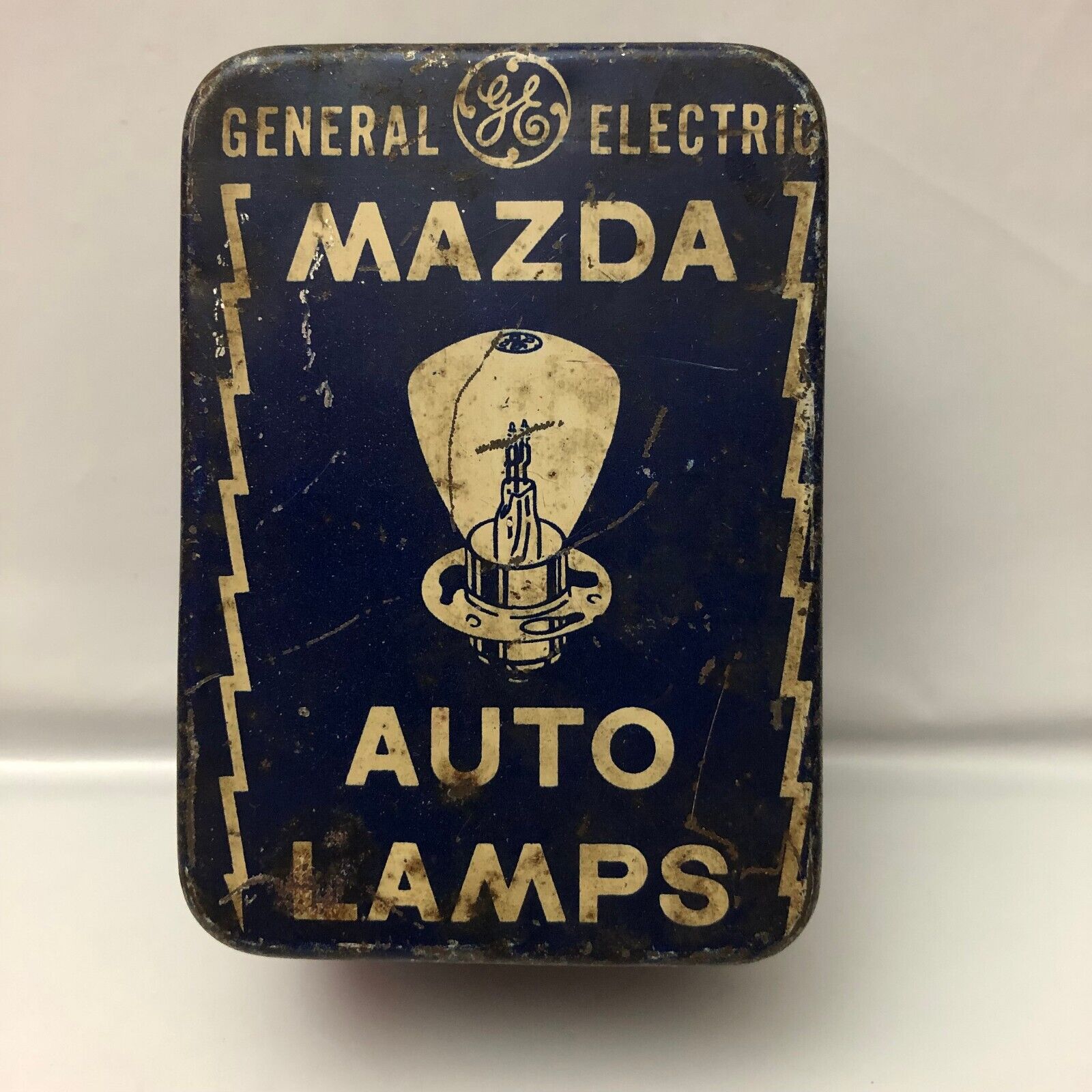 Vintage Gerneral Electric Mazda Auto Lamps Tin Box