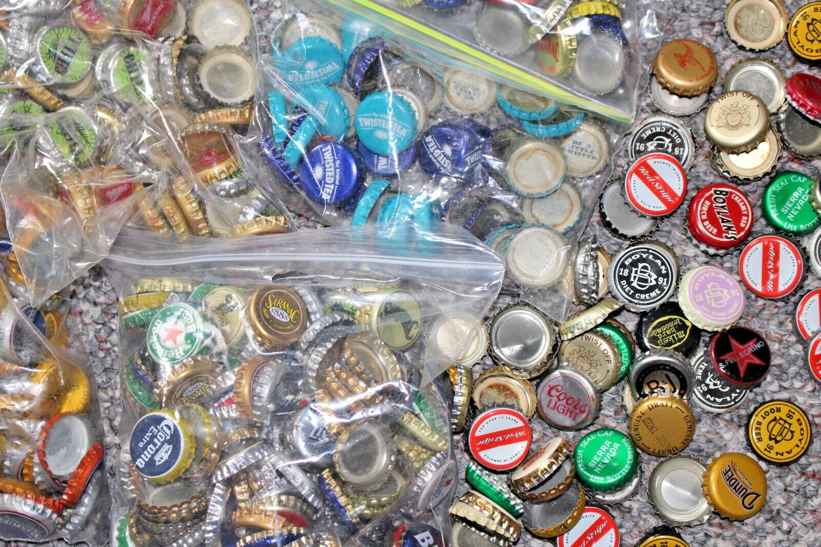 390 Beer Bottle Caps Mixed Lot Recycle Upcycle Craft Projects Collecting