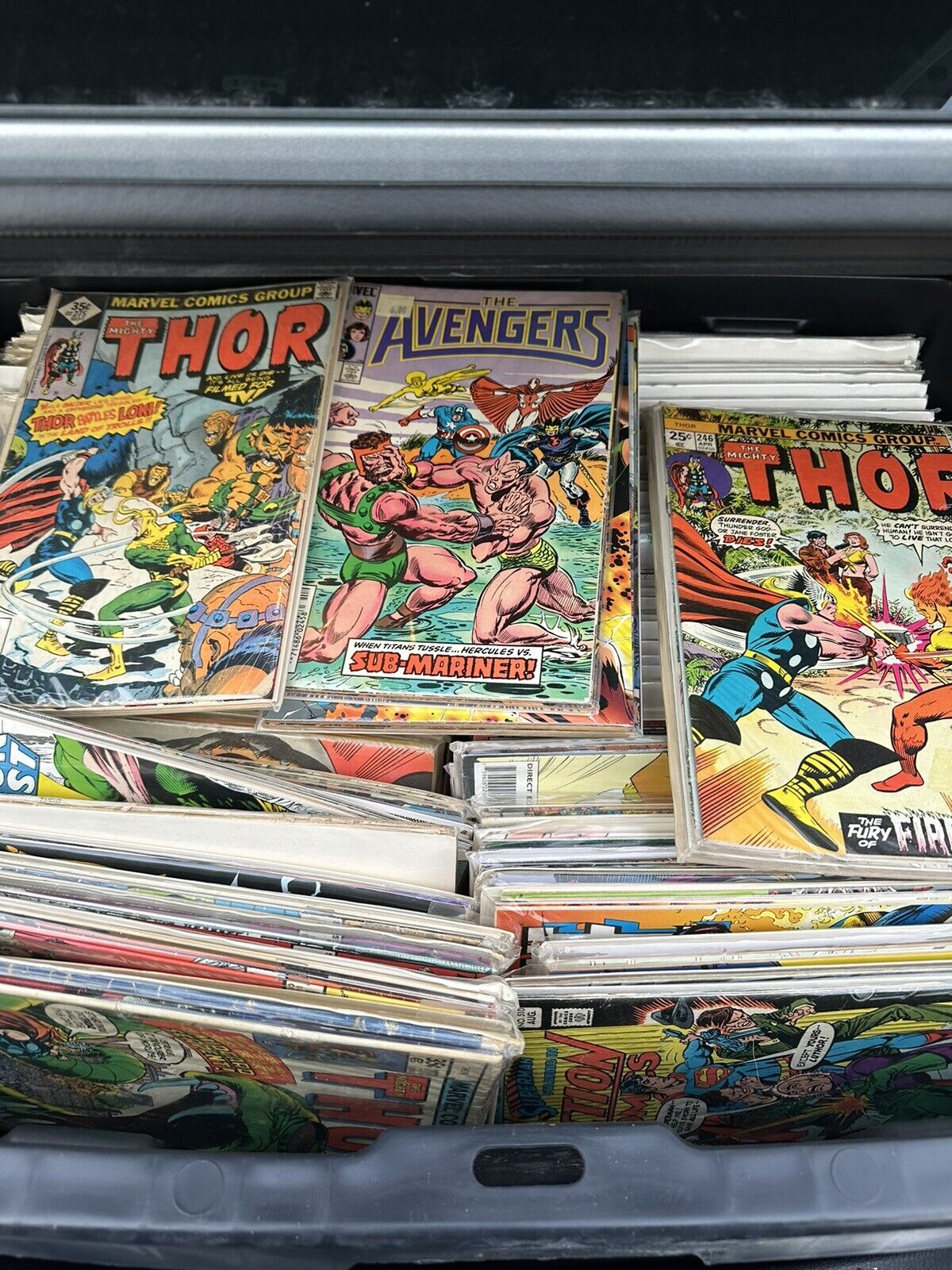 comic book collection BUY IN BULK  SELLING FULL LOT 500