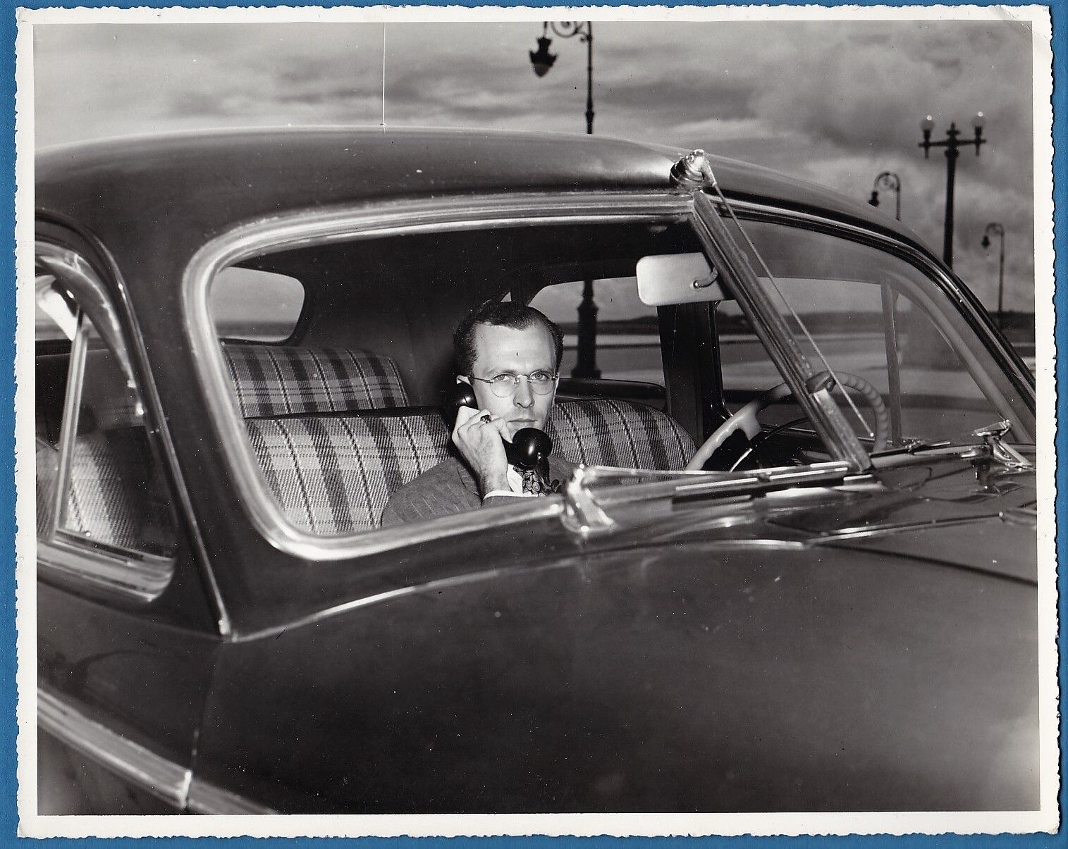 vintage photo Foto early car phone telefono coche Malecon Habana Cuba ca 1950