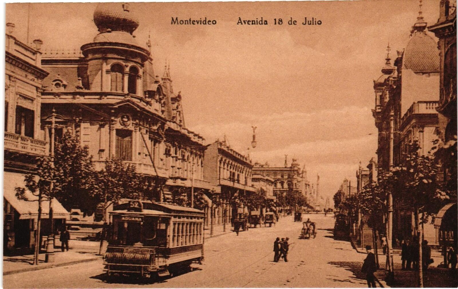 Vintage Postcard- AVENIDA 18 DE JULIO, MONTEVIDEO, URUGUAY