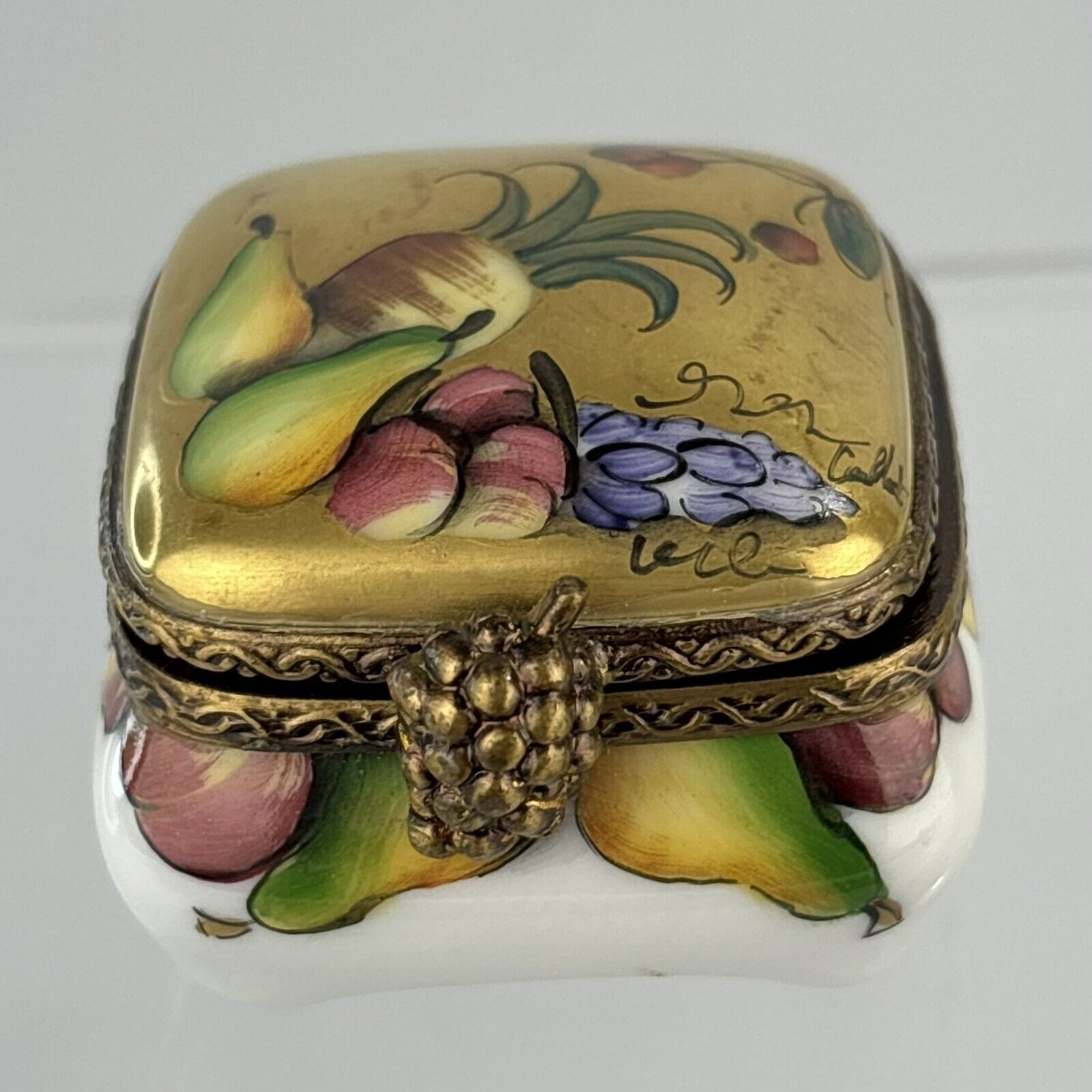 Limoges France Peint Main Porcelain Gold Fruit Trinket Pill Box Artist Signed