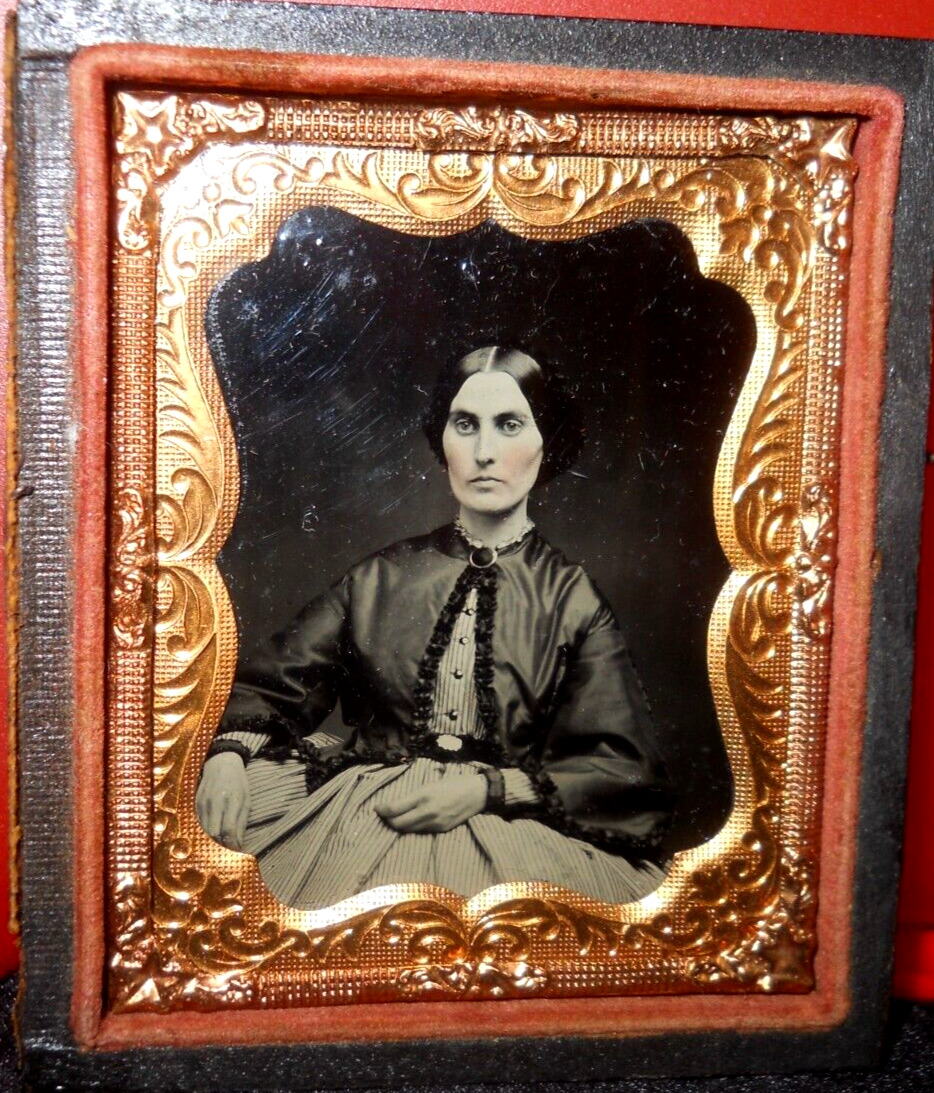 1/9th Size Tintype of younger lady in half case