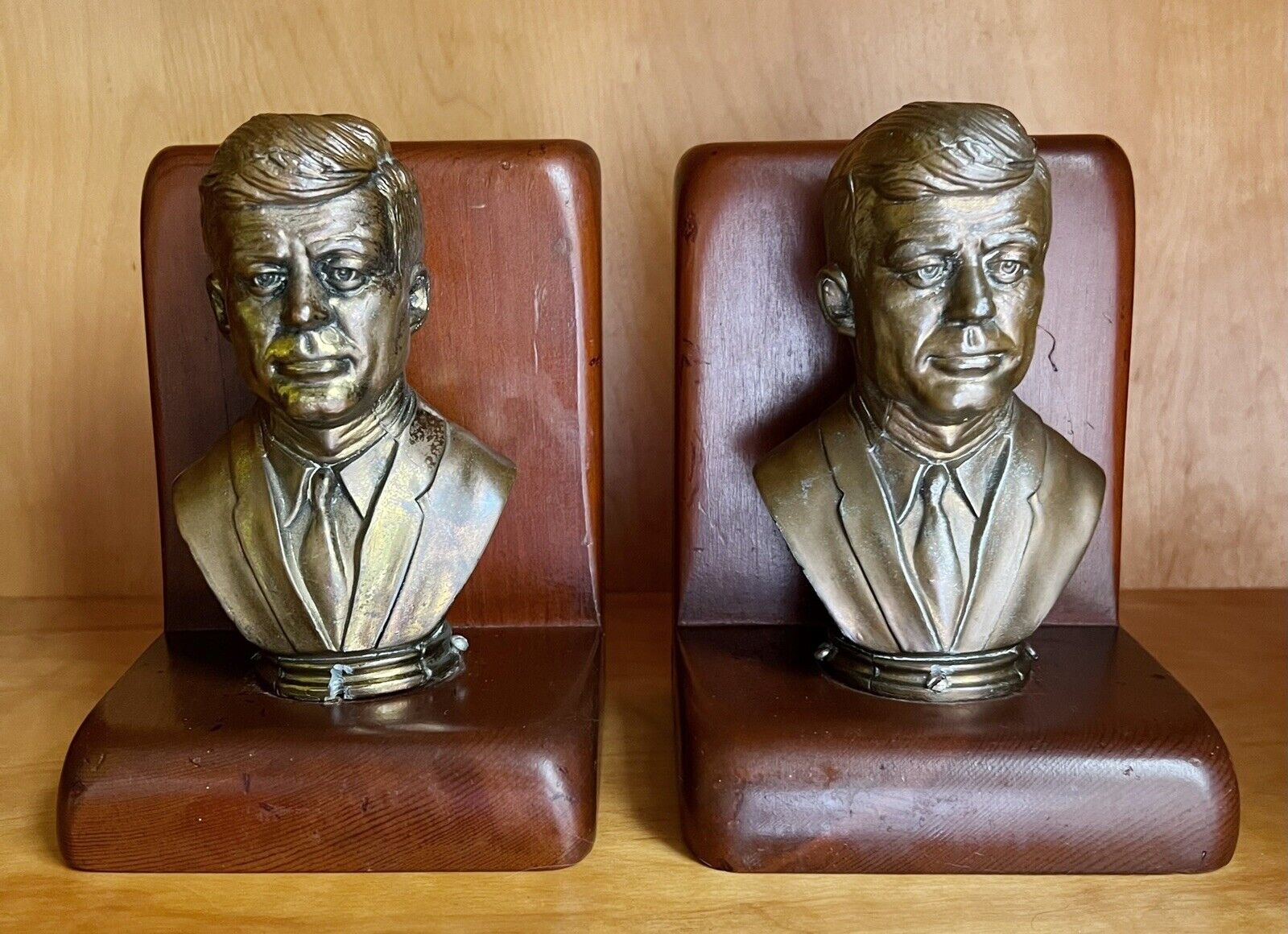Vintage JFK John F Kennedy Pair Bookends Wood/Cast Metal Bust Political Figure