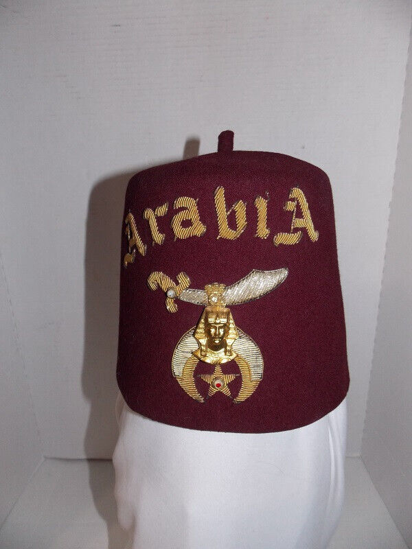 Vintage Arabia Shriners Burgundy Fez Hat w/ Tassel 7 1/8